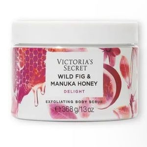NWT! VICTORIA’S SECRET BODY SCRUB WILD FIG AND MANUKA HONEY